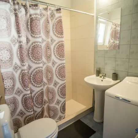 Explore Greece From Cozy City Centre Apartment